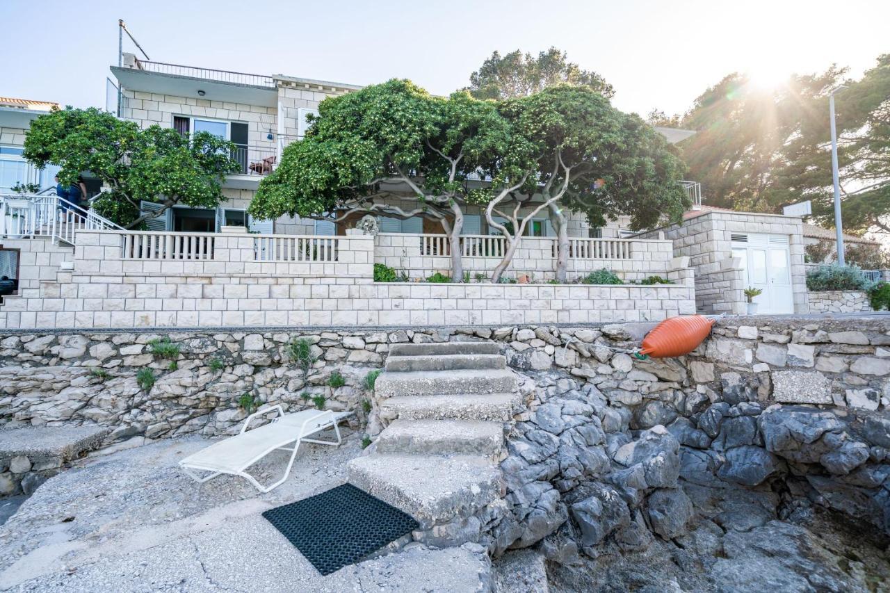 לומבארדה Apartments Nikolina מראה חיצוני תמונה