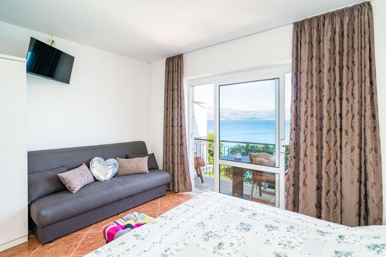 לומבארדה Apartments Nikolina מראה חיצוני תמונה