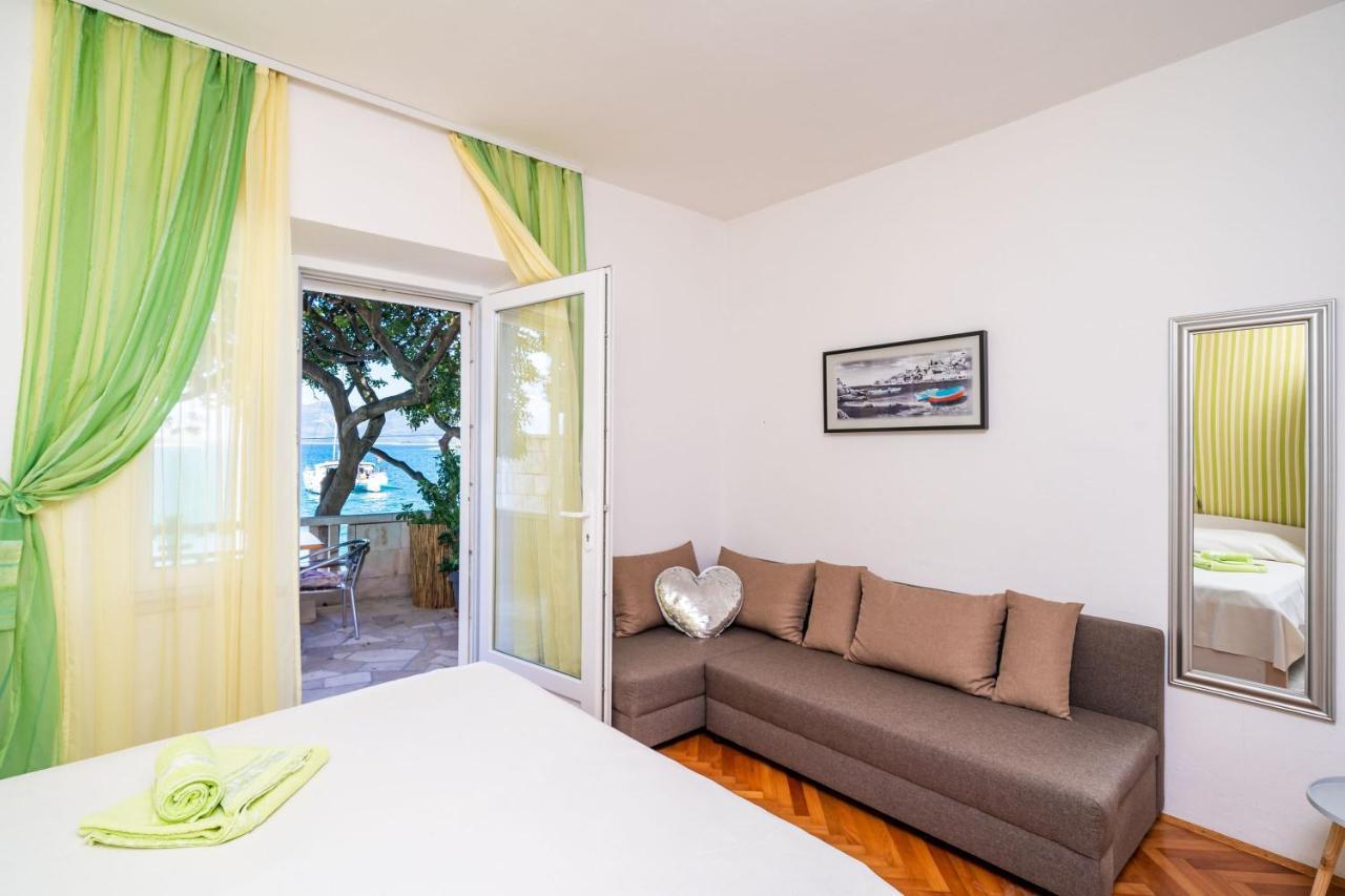 לומבארדה Apartments Nikolina מראה חיצוני תמונה