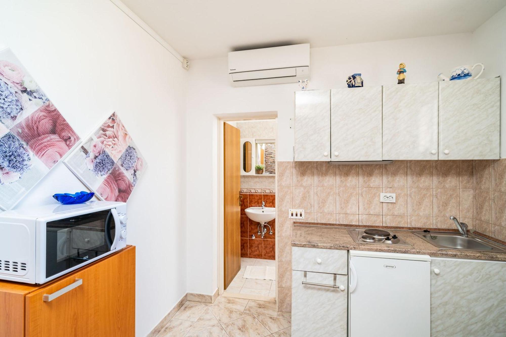 לומבארדה Apartments Nikolina חדר תמונה