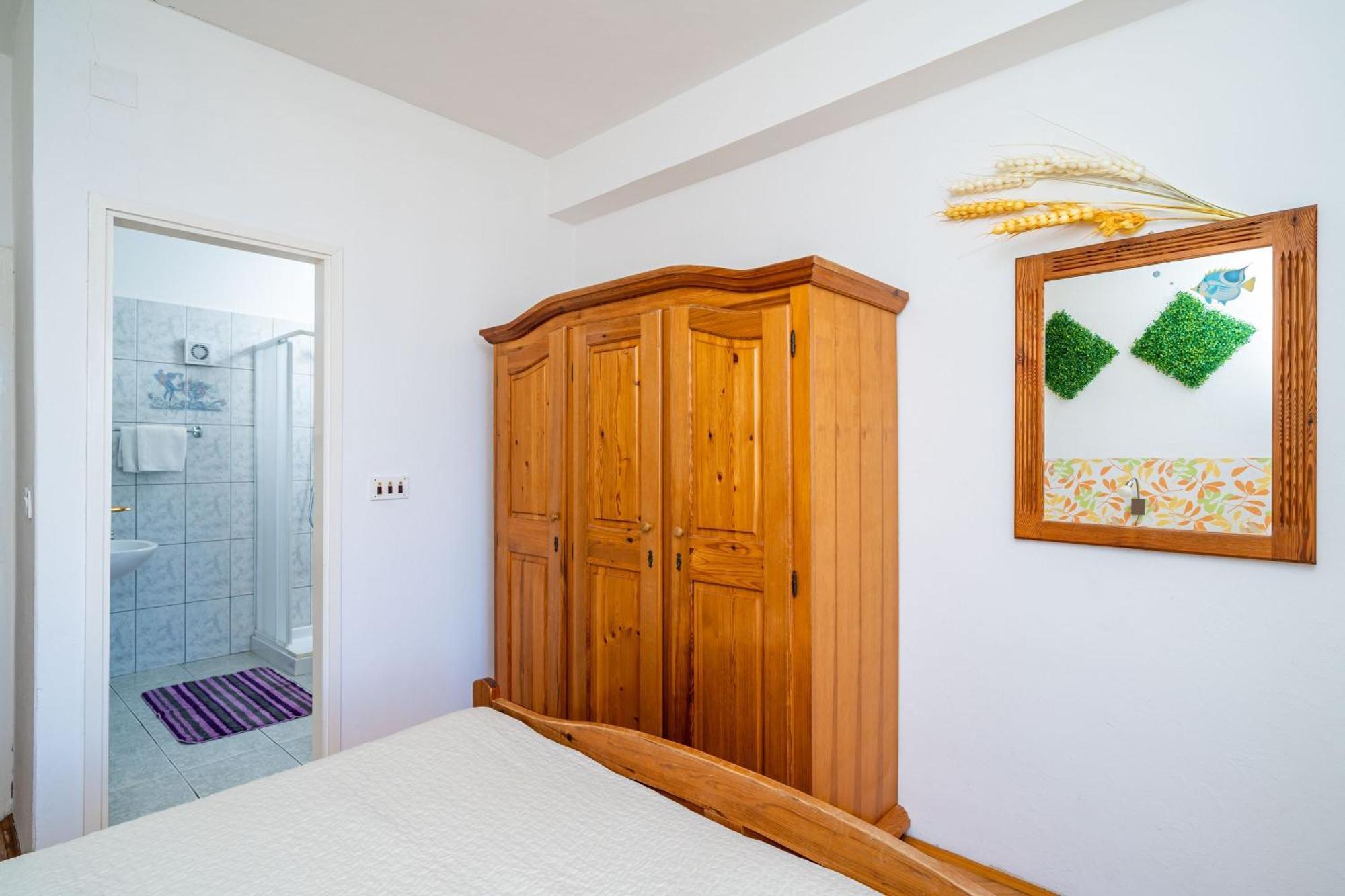 לומבארדה Apartments Nikolina חדר תמונה
